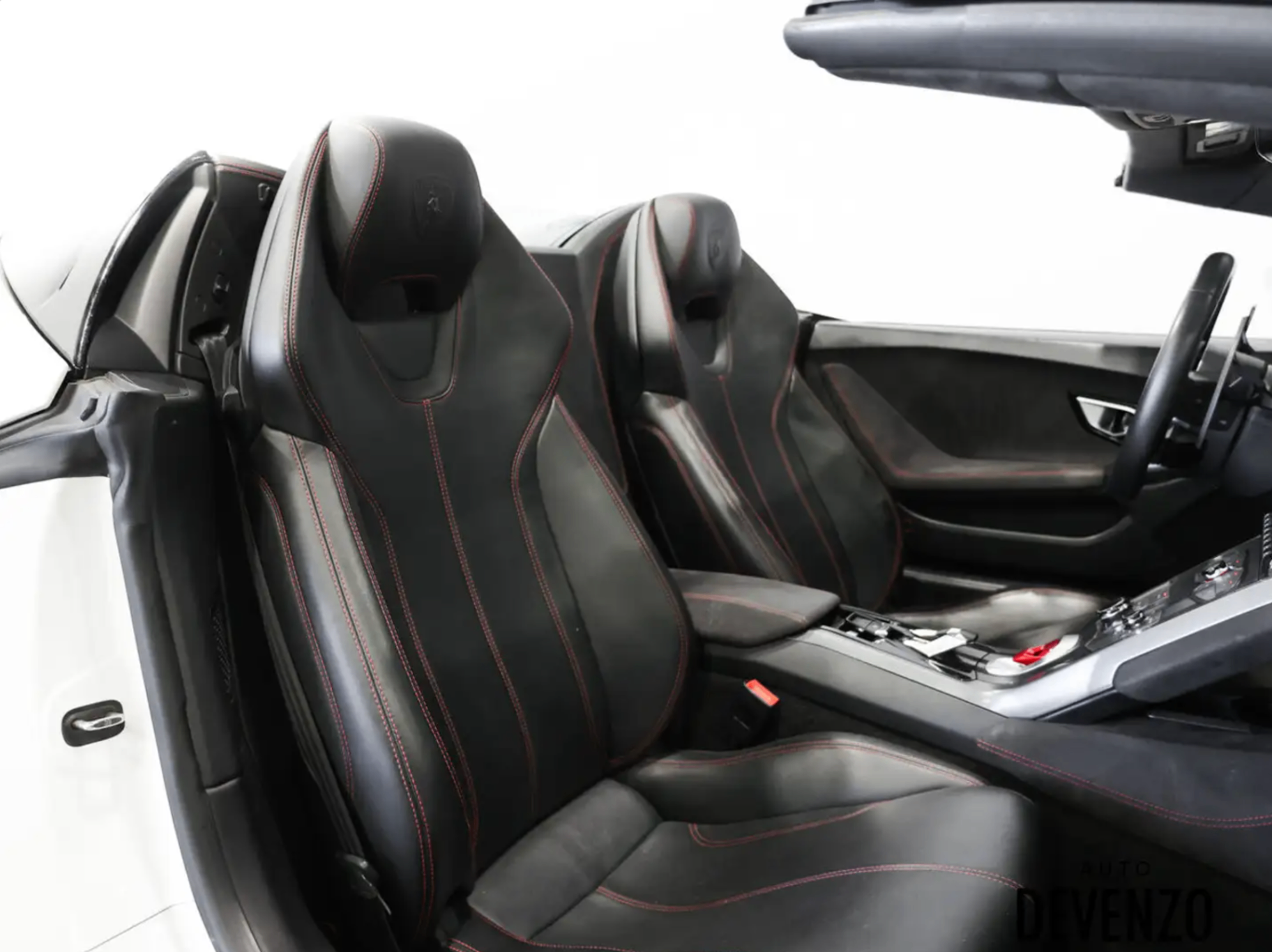 Lamborghini Huracán Spider — Sièges sport en cuir et Alcantara