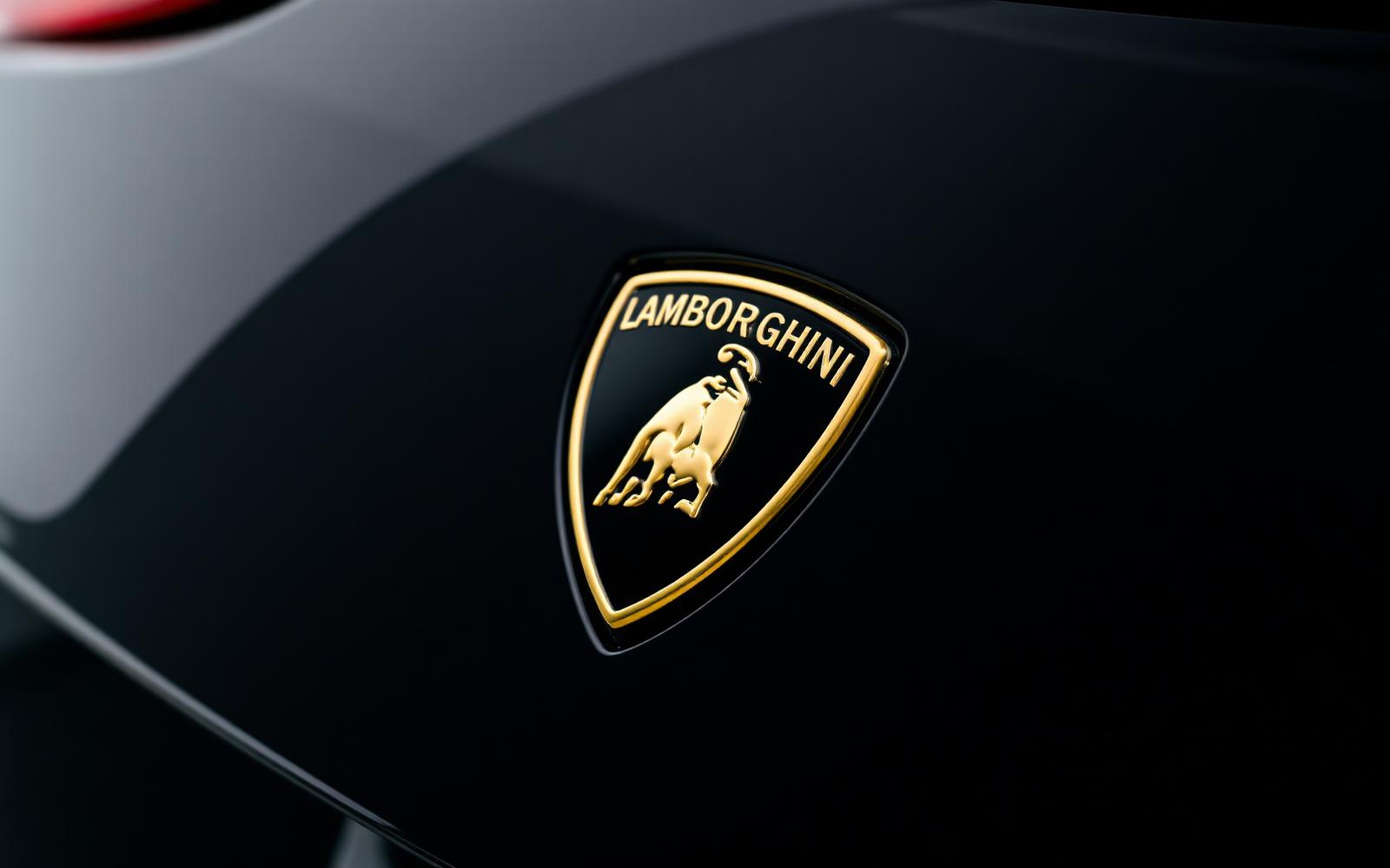 Lamborghini Urus: Insigne Lamborghini