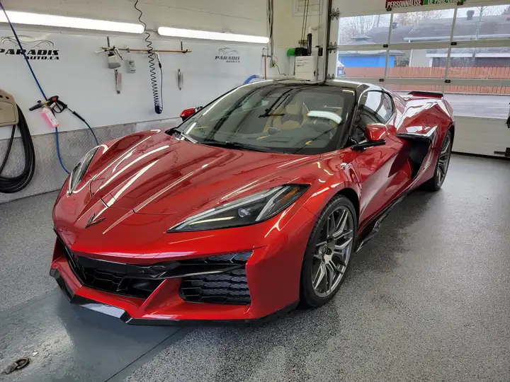 Corvette Z06 — Trois-quarts avant