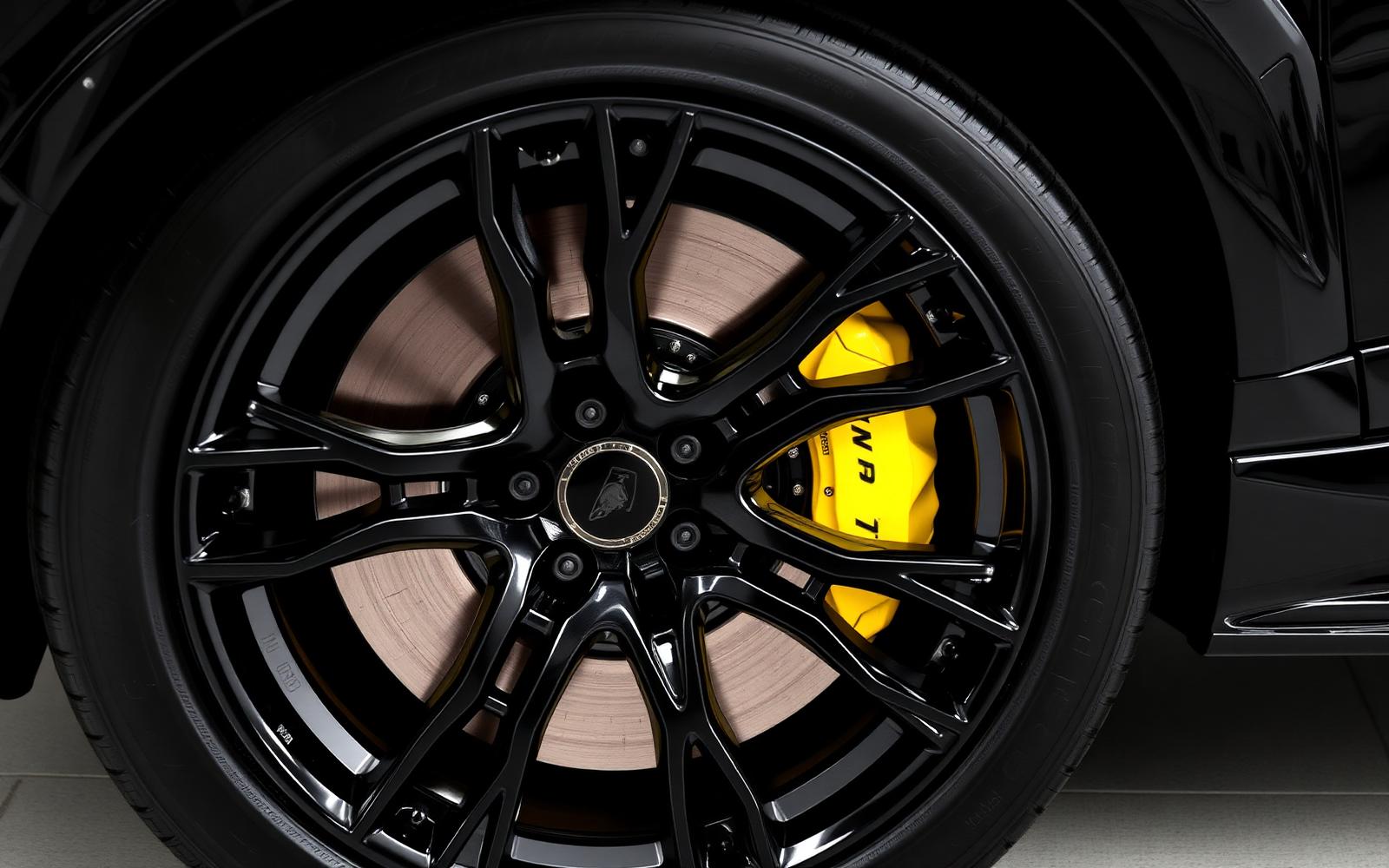 Lamborghini Urus: 7