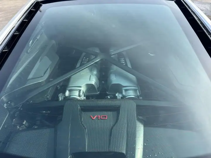 Audi R8 V10 Performance — V10 atmosphérique de 5,2L